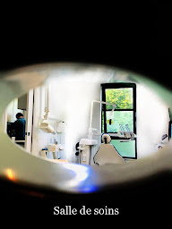 Photo n°5 de Cabinet Dentaire des Docteurs Serge et Vincent SARFATI à Mouans-Sartoux (Centre de prothèses dentaires)