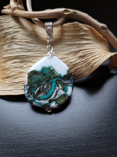 Jewels Chick - Thumbnail