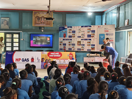 We conducted a Pradhan Mantri LPG Panchayat at Chandranagar Lat, Village-Sunda. under its nationw… post image