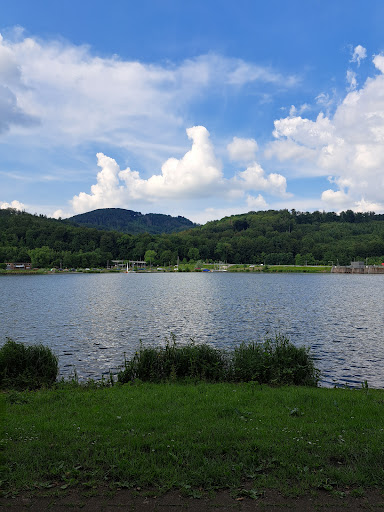 Parkplatz am Staudamm-Süd