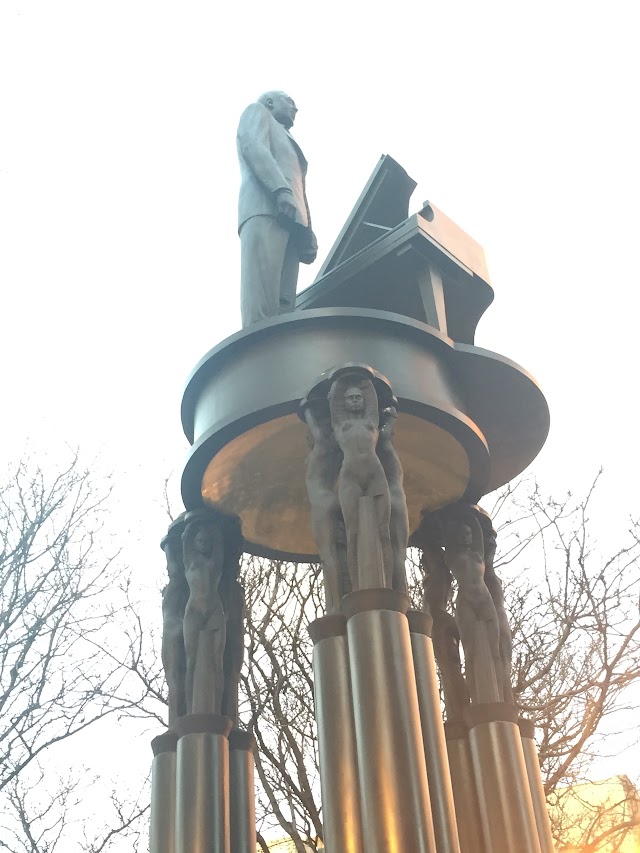 Duke Ellington Statue