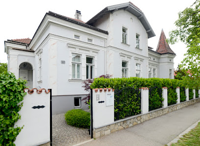 Dr. Manuela Weber-Smith Wiener Ring 10, 2100 Korneuburg, Österreich