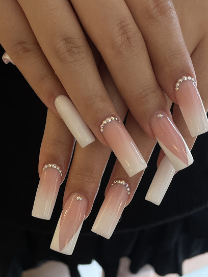 Hani nail