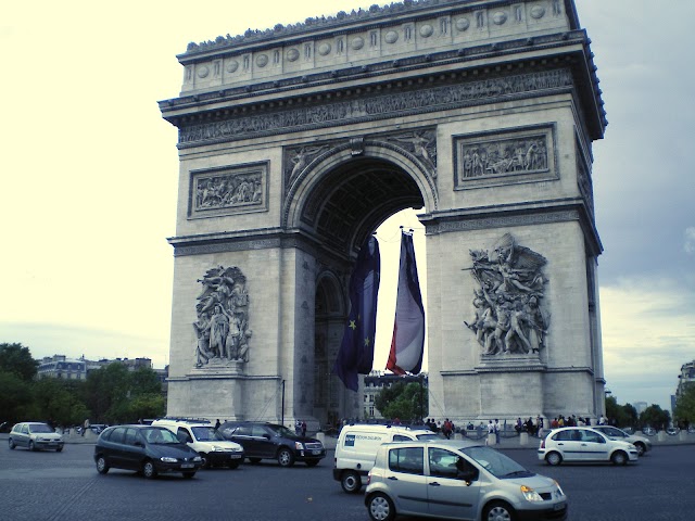 L'Arc Paris