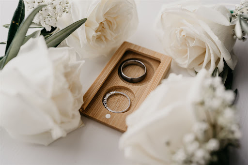 Under the Willow Floral Design - Thumbnail