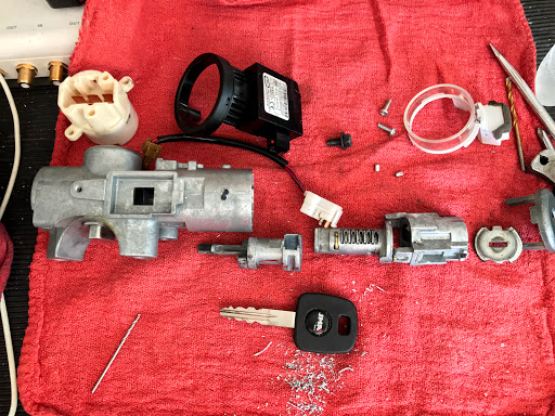 Advance Locksmith - Visual
