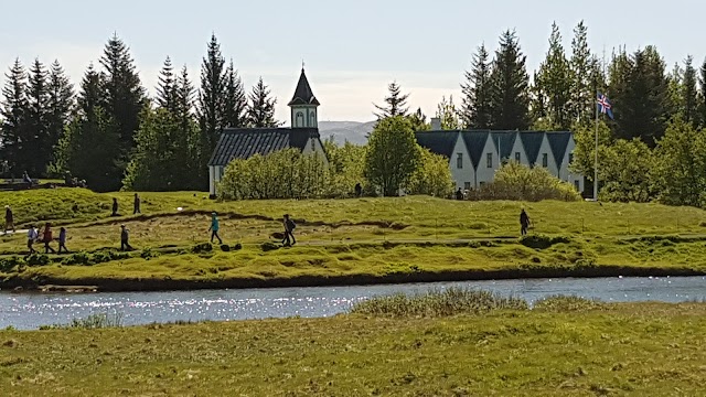 Silfra Diving