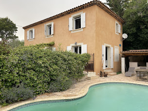 Photo n°21 de Charming Houses - Agence Immobiliere Saint Remy de Provence à Saint-Rémy-de-Provence (Consultant immobilier)