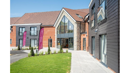 Maplewood Court Care Home - Expert Care in Maidstone