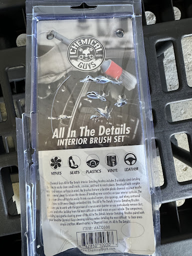 Bubbles&Shine Car Clinics - Thumbnail