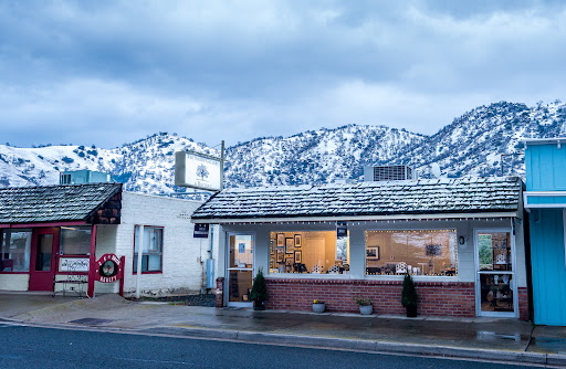The Sierra Gallery & Boutique - United States