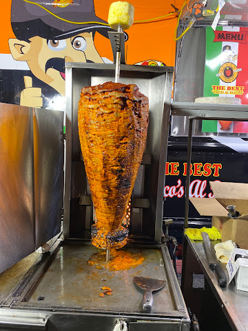 Leo’s Tacos Truck by null