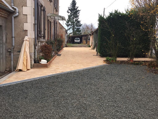 Photo de DHM ACTIVITE à Bessay-sur-Allier (03340)