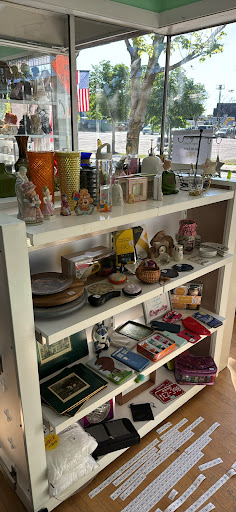 Lucky Finds Thrifts & Gifts LLC Gallery - United States