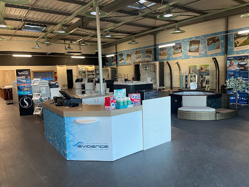 Photo de Tout Baigne avec Evidence Piscine Périgueux - Chancelade