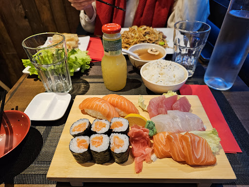 AKAT Sushi - Thumbnail