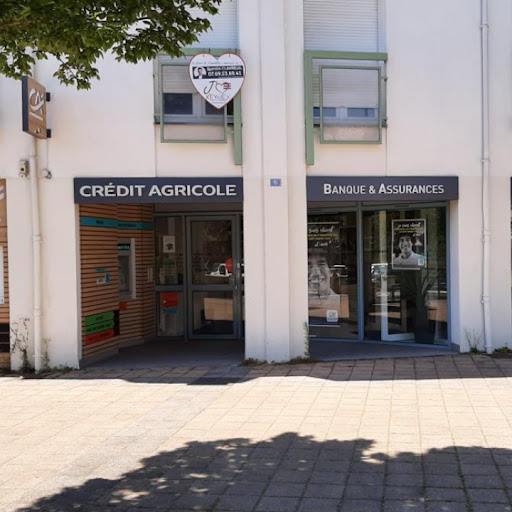Crédit Agricole Angers Les Justices - Banque Assurance - Thumbnail