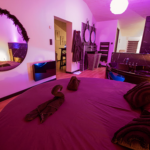 Photo de Rêve en l'île. Location maison avec Spa privatif intérieur et Piscine chauffée à Barbâtre (85630)