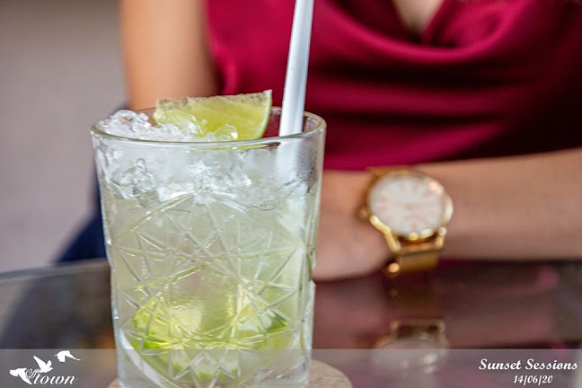 Off town - Μυτιλήνη