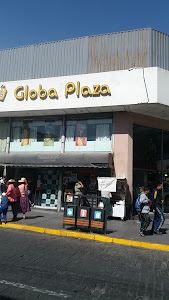 Global plaza 0