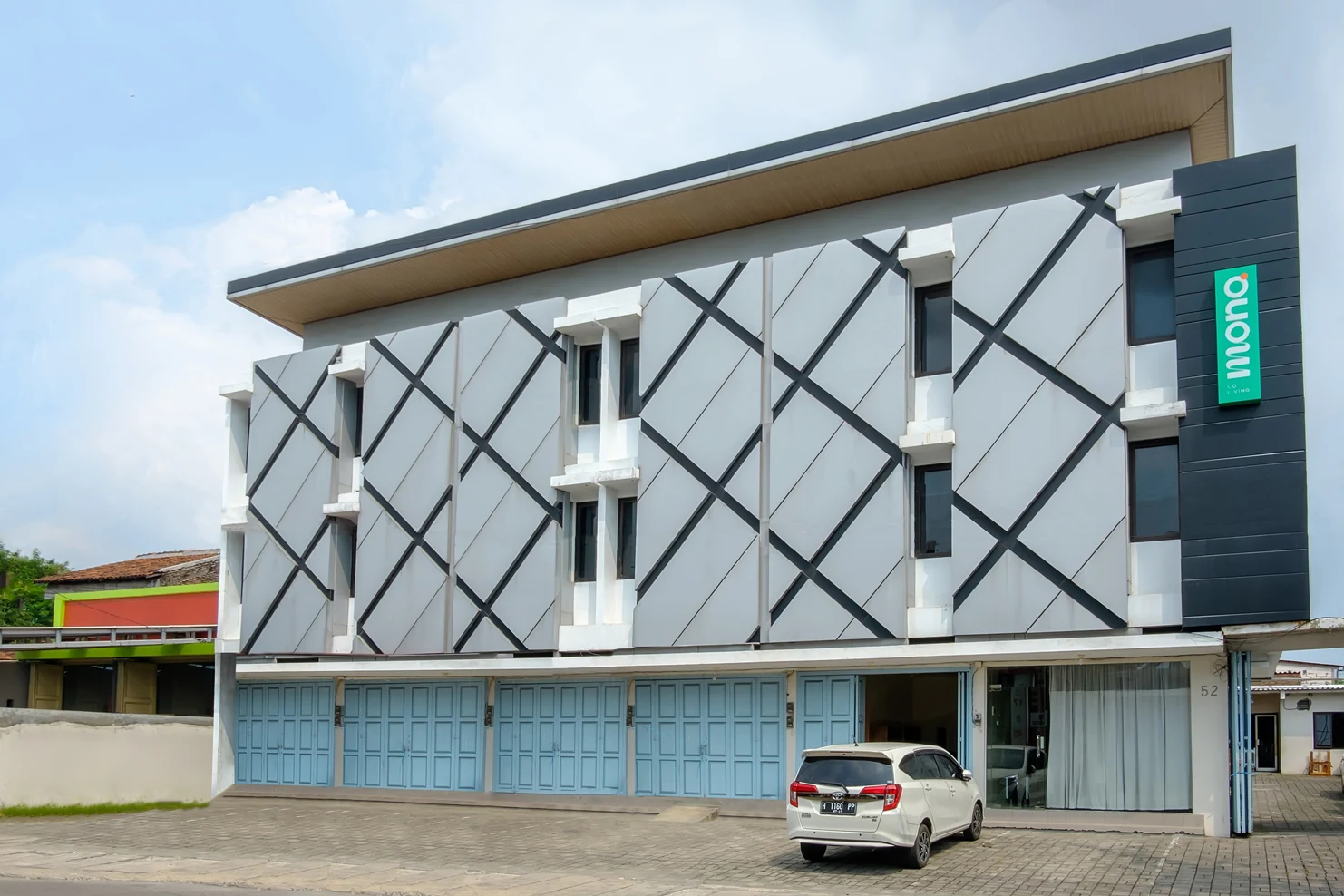 Mono Coliving Brotojoyo