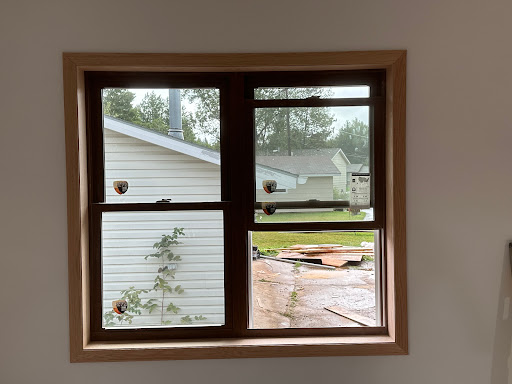 Larson’s Craftsmanship - Thumbnail