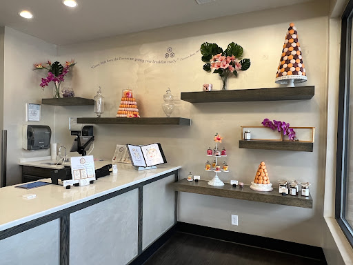 Honey B's Macarons - Thumbnail