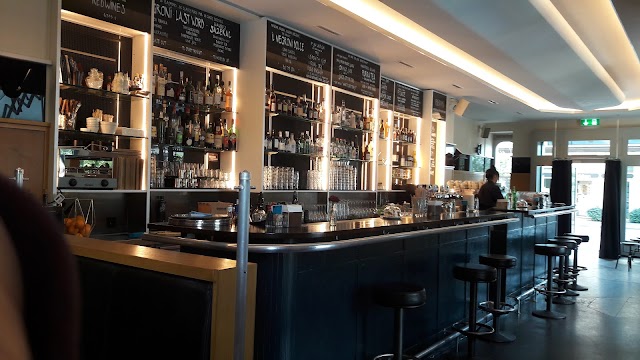 Le Raymond Bar