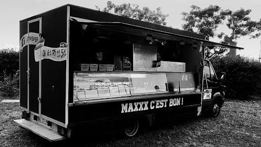 Photo 4 - O'max burger. Food truck.