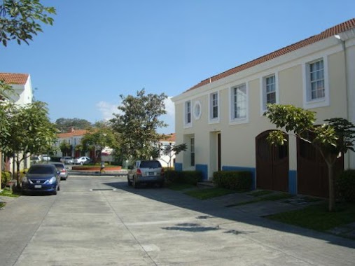 Condominio San Agustín Condado Naranjo, Author: Rodrigo J. Gramajo Avila