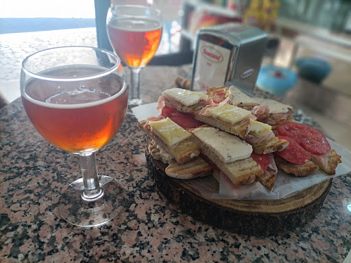 Bar D'Antonio - Visual