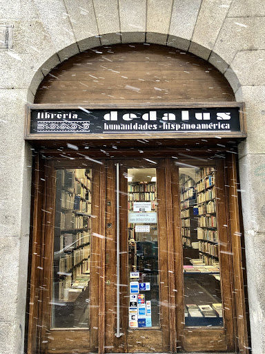 Librería Dedalus - Visual