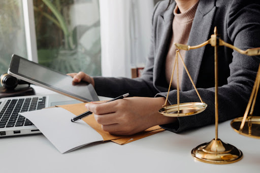 Procurador Leonor María Guillén Casado