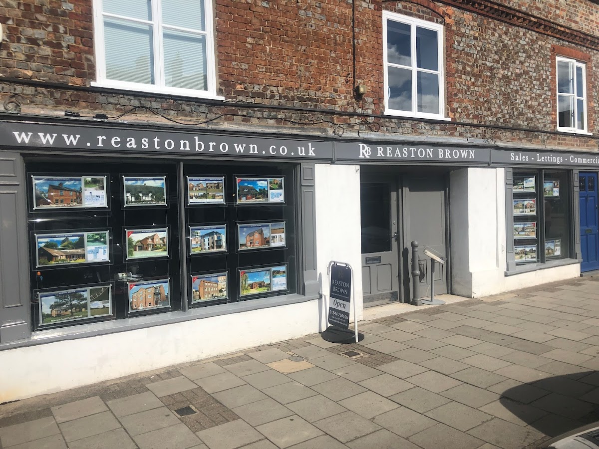 Reaston Brown Estate Agent Thame