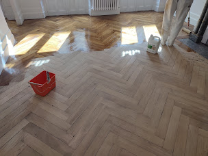 Photo n°48 de AB Peinture peintre Toulouse, Foix à Le Vernet (Service de pose de parquet)