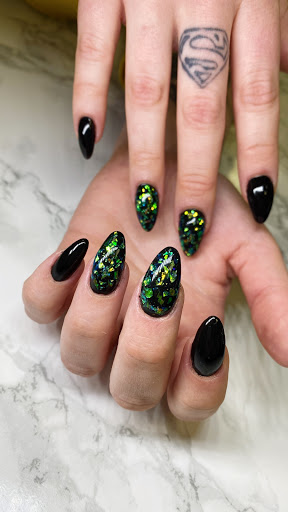 Divinelux Nail Studio - Thumbnail