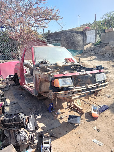 Tracker Sidekick Ensenada - Thumbnail