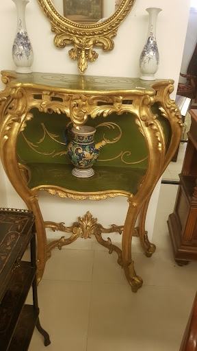 RM Antichità s.r.l. Gallery - Italy