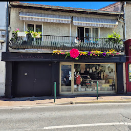 Photo n°1 de NUIT CÂLINE DÉCORATION Linge de Maison & Déco cosy Plan-de-Cuques à Plan-de-Cuques (Décorateur d'intérieur)