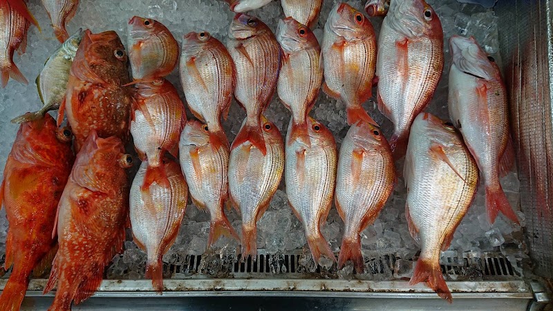 岡村つり具鮮魚店