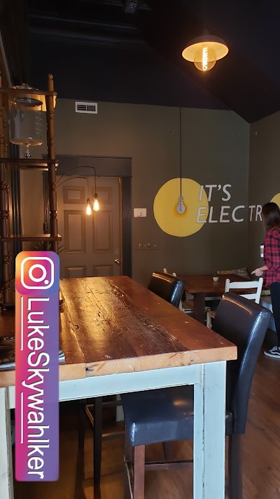 Electric Fountain Brewing Coffee Bar - Canton, MO