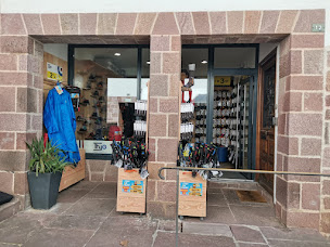 Photo n°23 de L'étape du jacquet à Saint-Jean-Pied-de-Port (Magasin d'articles de sports)