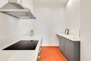 Photo n°2 de Orpi Agence Du Village Marseille 12ème à Marseille (Agence de location immobilière)