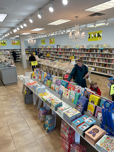 Bargain Book Stuff - Visual