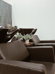 Photo n°10 de L’INSTITUT DU LISSAGE à Bordeaux (Salon de coiffure)