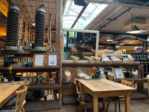 KOSTBAR Restaurant