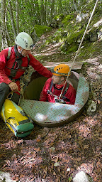 Photo n°15 de Canyoning, Spéléologie, Escalade -Ariège-Pyrénées- VERTIKARST à Auzat (Moniteur.rice d'escalade)