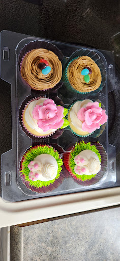 Holy Cats Sweets LLC, Custom Cakes and Cookies - Thumbnail