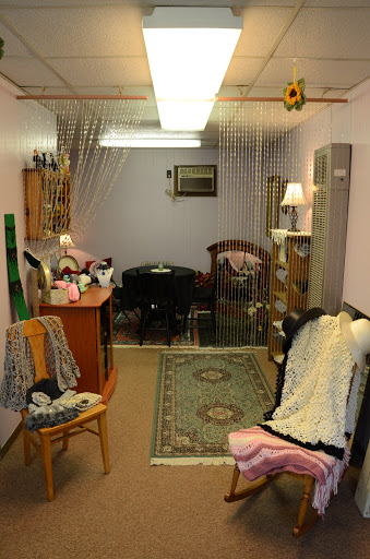 Linda's Ladybug Boutique - Thumbnail