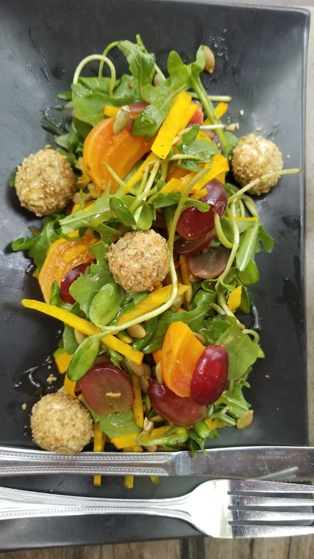 Pump House Station Urban Eatery and Market